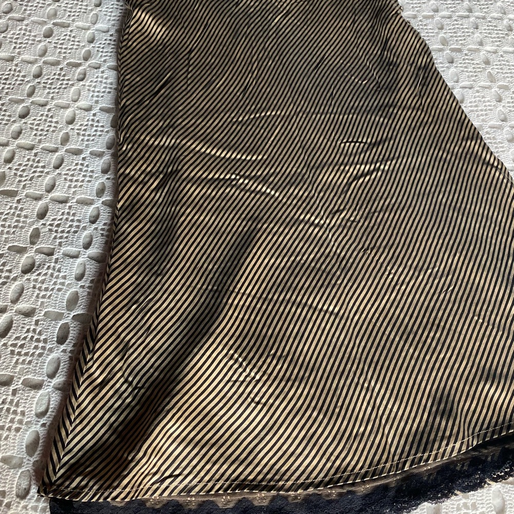 CLIFFORD & WILLS VINTAGE 100% SILK SKIRT 10 NWOT - Picture 4 of 12